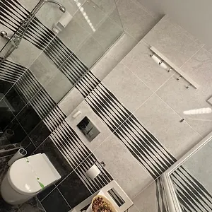 https://la-maison-de-zoe-airport-residences.bucharesthotelsnow.com
